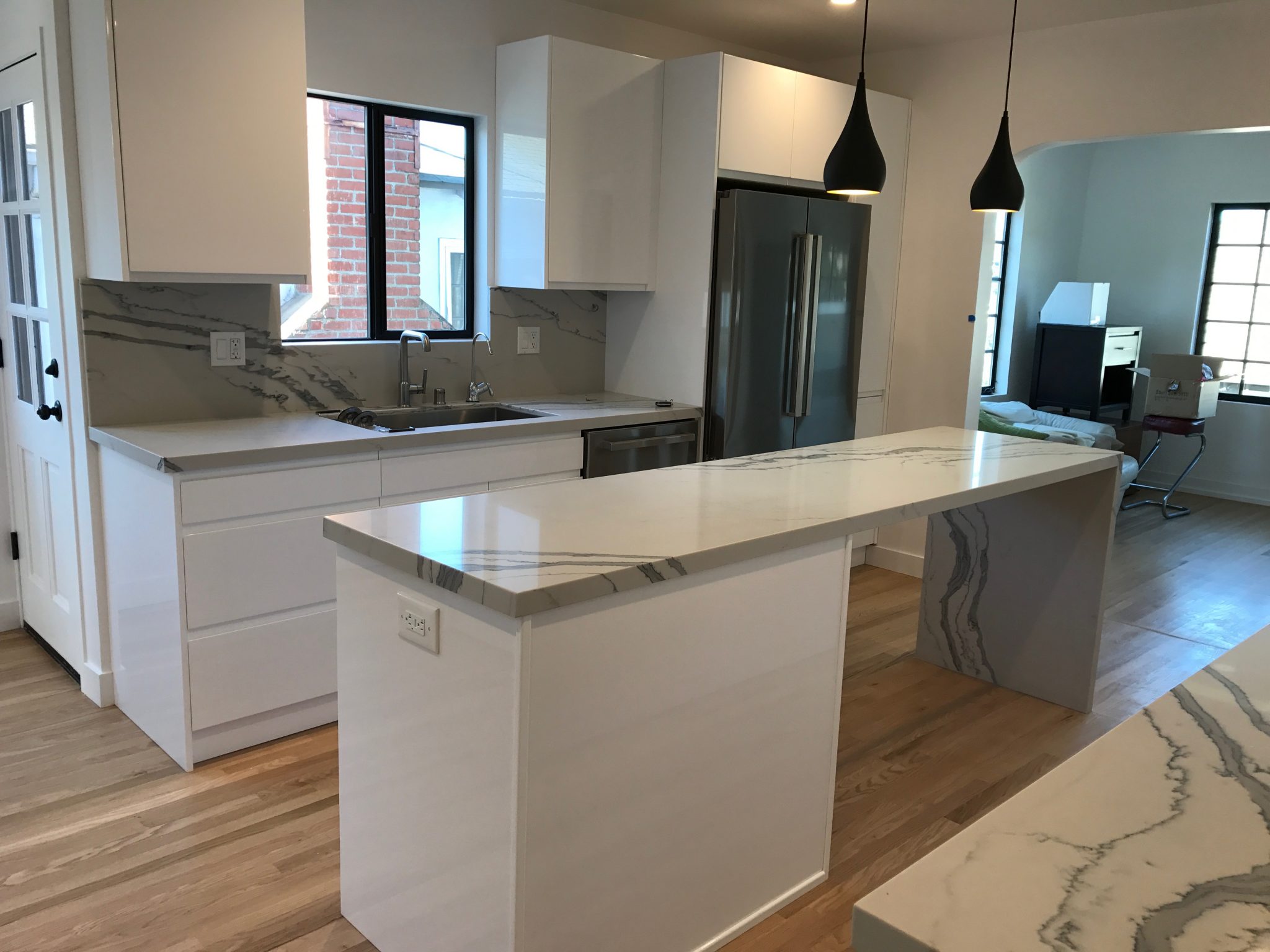 Modern Design Kitchen Remodel in Los Angeles, CA by Kitchen LA Inc project photo